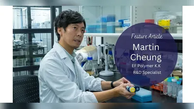 Martin Cheung, especialista de I+D, trabajando en el laboratorio de EF Polymer